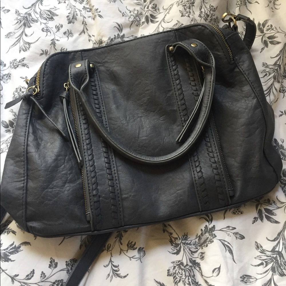 Blue faux leather crossbody bag